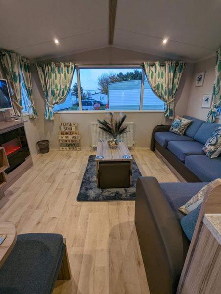The Fishing Boat Hotel Port Seton Bagian luar foto